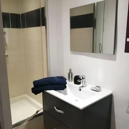 Apartment Petit Studio Au Coeur D'uzes Uzes